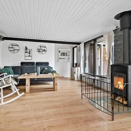3 Bedroom Lovely In Hyllinge Tatil Evi Kirke-Hyllinge