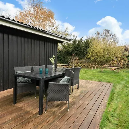 Tatil Evi 3 Bedroom Lovely In Hyllinge